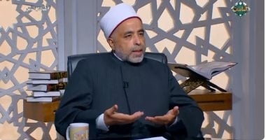 أمين الفتوى: يجوز تقسيط الزكاة على مدار العام لمصلحة الفقير بشروط