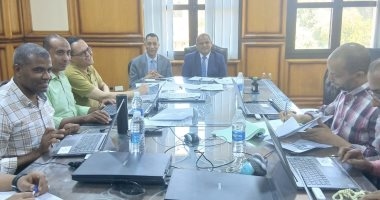 تلقى طلبات 6 مرشحين لانتخابات مجلس الشيوخ بقنا حتى الآن.. فيديو