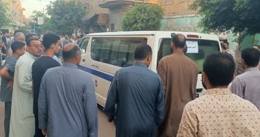 وصول جثمان أحد ضحايا حريق سنترال رمسيس إلى مسقط رأسه بالمنوفية.. فيديو