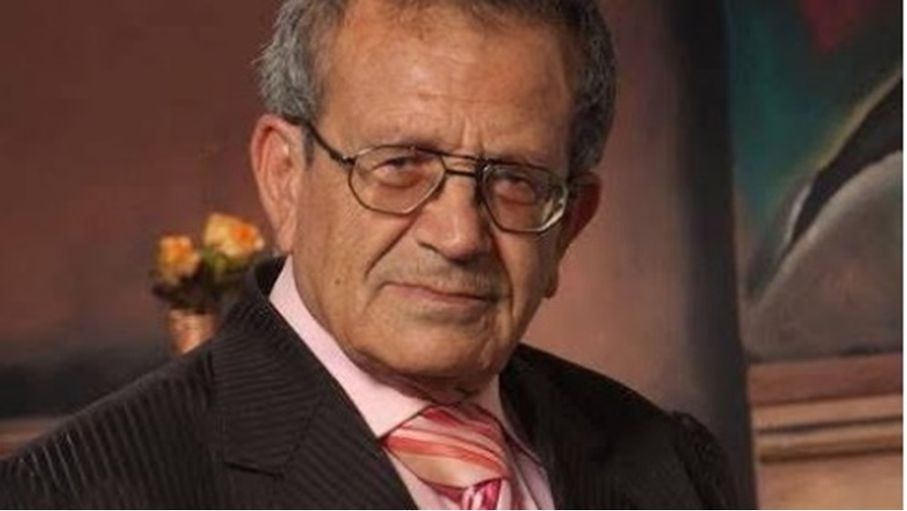 الموت يغيب الشاعر محمد لافي