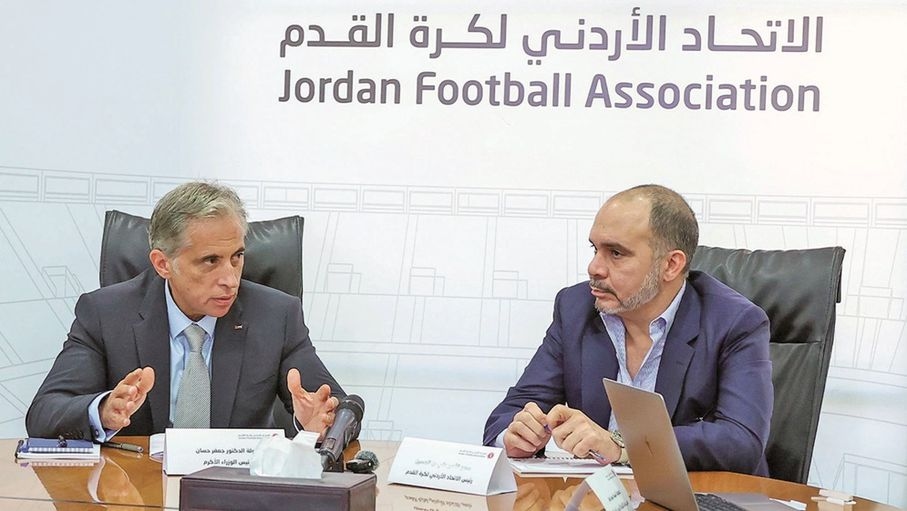 الحكومة تقرر مضاعفة ميزانية اتحاد الكرة القدم ابتداء من العام المقبل