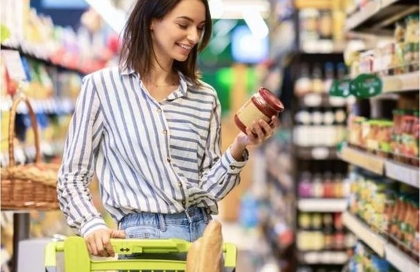 أطعمة تبدو "صحية" لكنها تخدعك... إليك ما يجب الحذر منه
