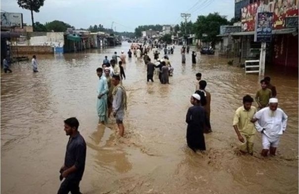 46 وفاة جراء الأمطار والفيضانات في باكستان