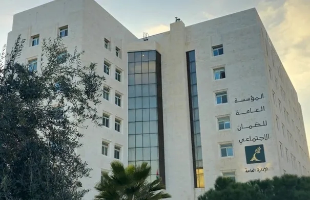 غضب من قرار الضمان الجديد .. ومتقاعدون : نموت أو ندفع ما...