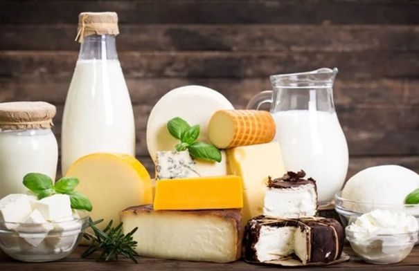 دراسة: تناول منتجات الألبان قبل النوم قد يكون سبب...