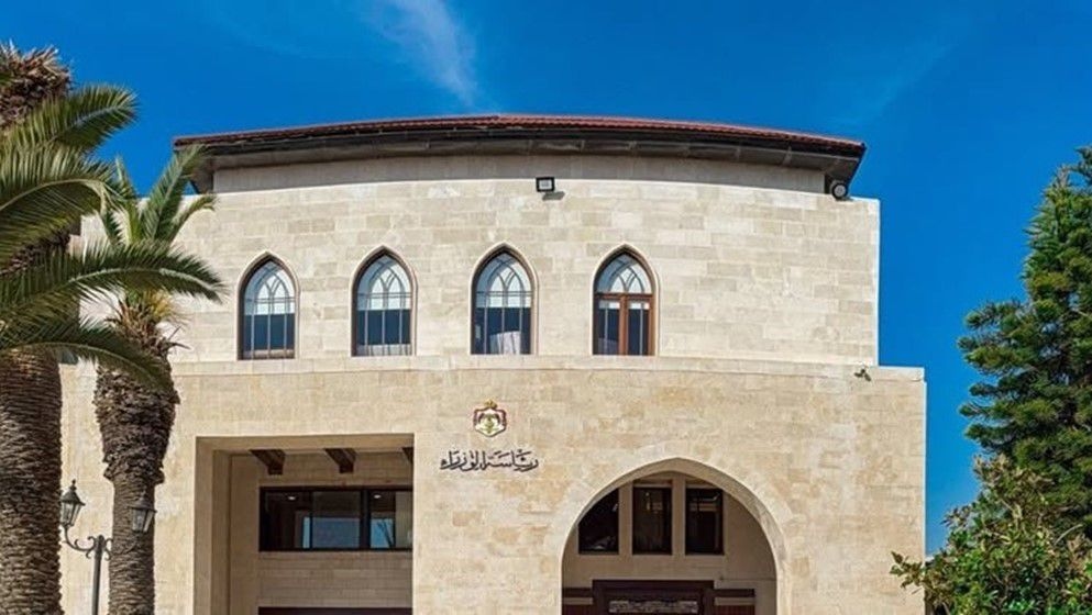 Public Trust in Jordanian Government Surges After 200 Days, Poll Finds - Jordan News