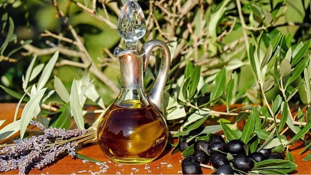 Despite Its Benefits, Too Much Olive Oil May Lead to Weight Gain and Heart Disease - Jordan News
