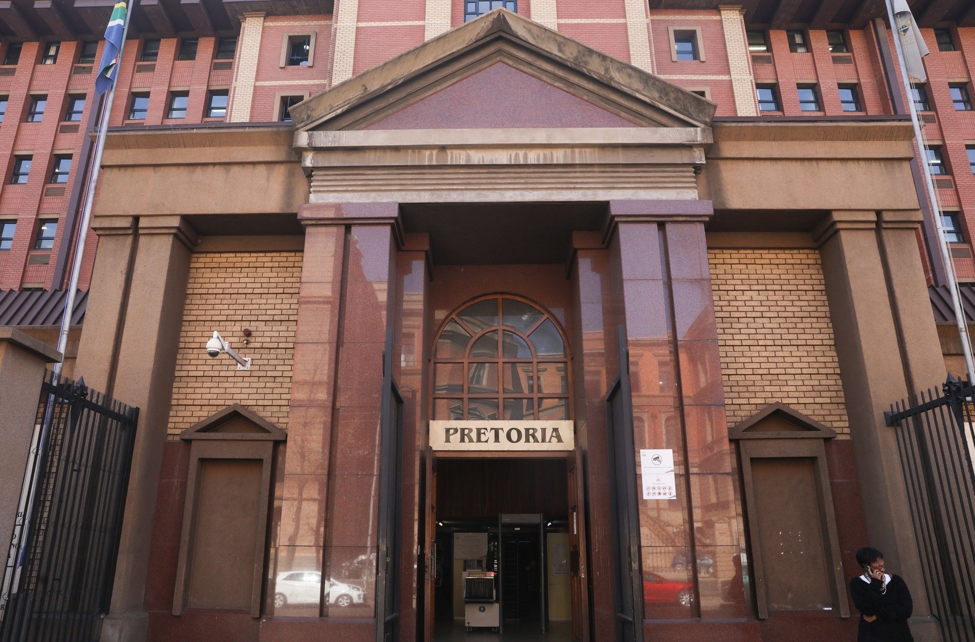 Gauteng High Court reinstates fraud charges against former crime intelligence chief