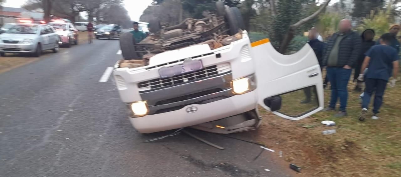 'Scholar transport driver was drunk': 12 learners injured in Joburg crash