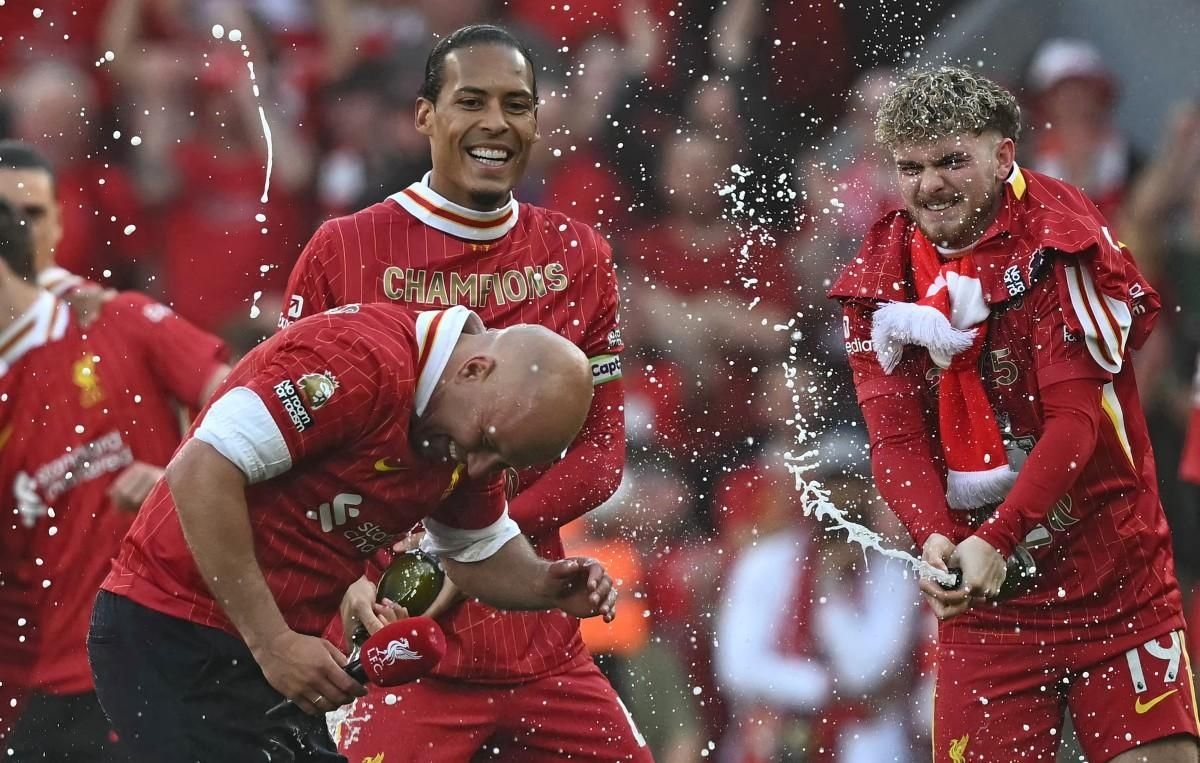 Owen tips Liverpool for title glory again – with 80% confidence