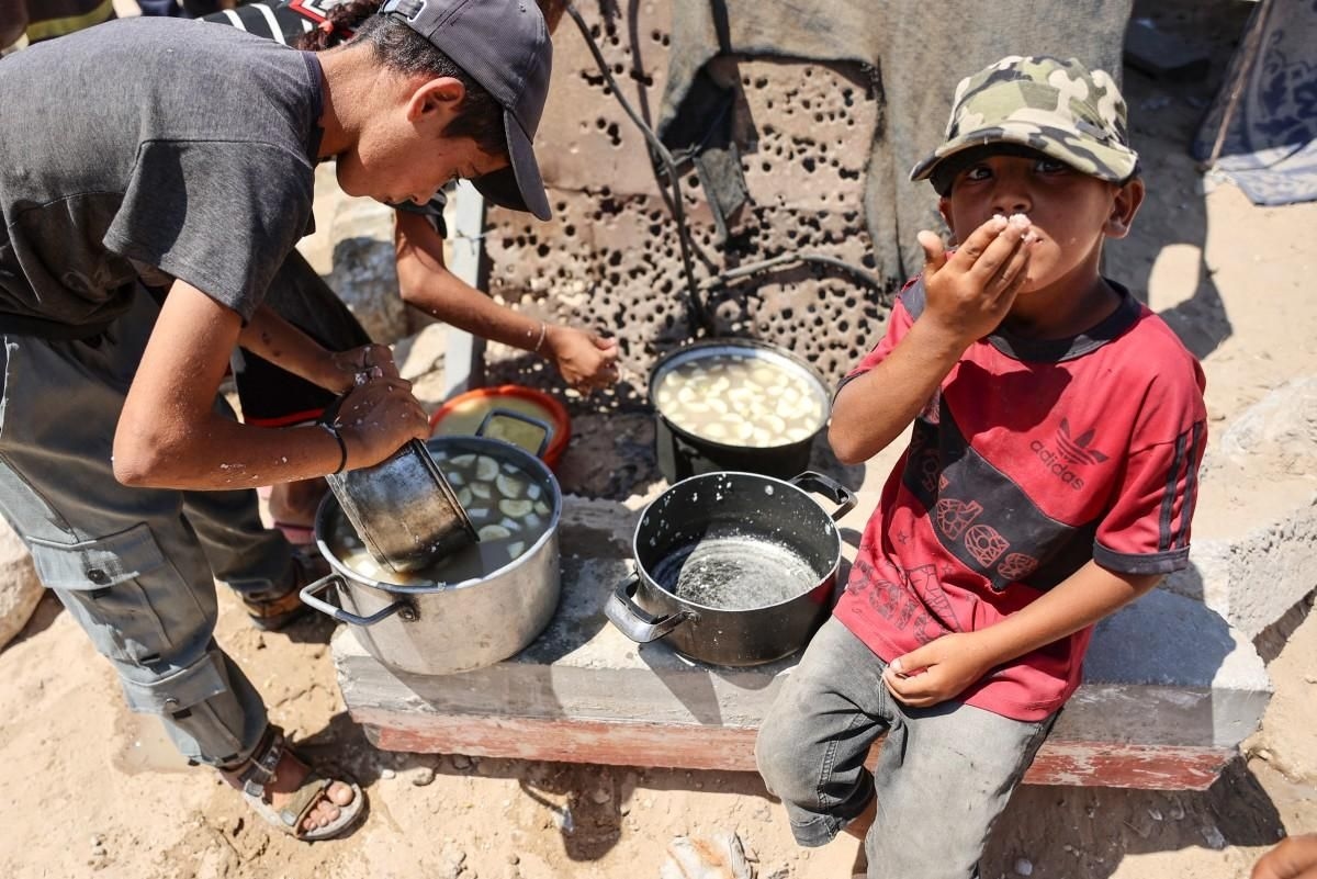 Starvation in Gaza: How war and blockades lead to famine