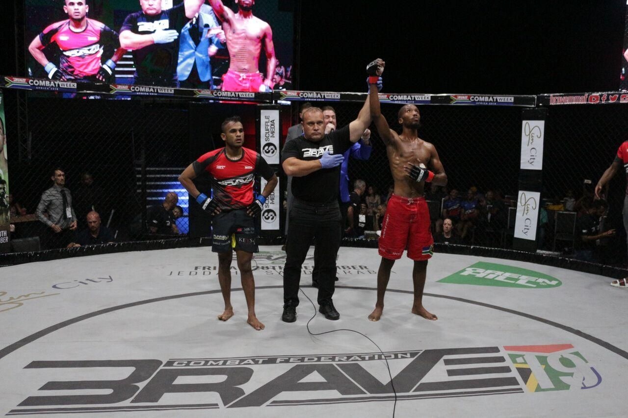 Bittersweet return for Mlambo as PFL Africa era kicks off in Cape Town