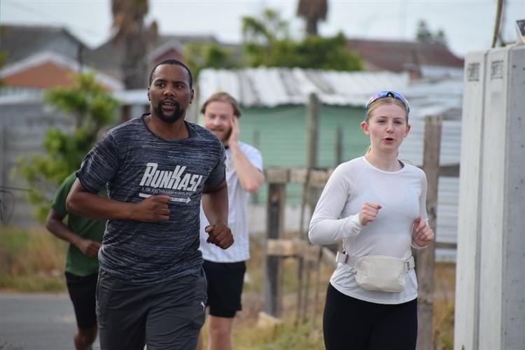 Khayelitsha's guided jogging tour: cultural exploration or poverty tourism? The debate unfolds