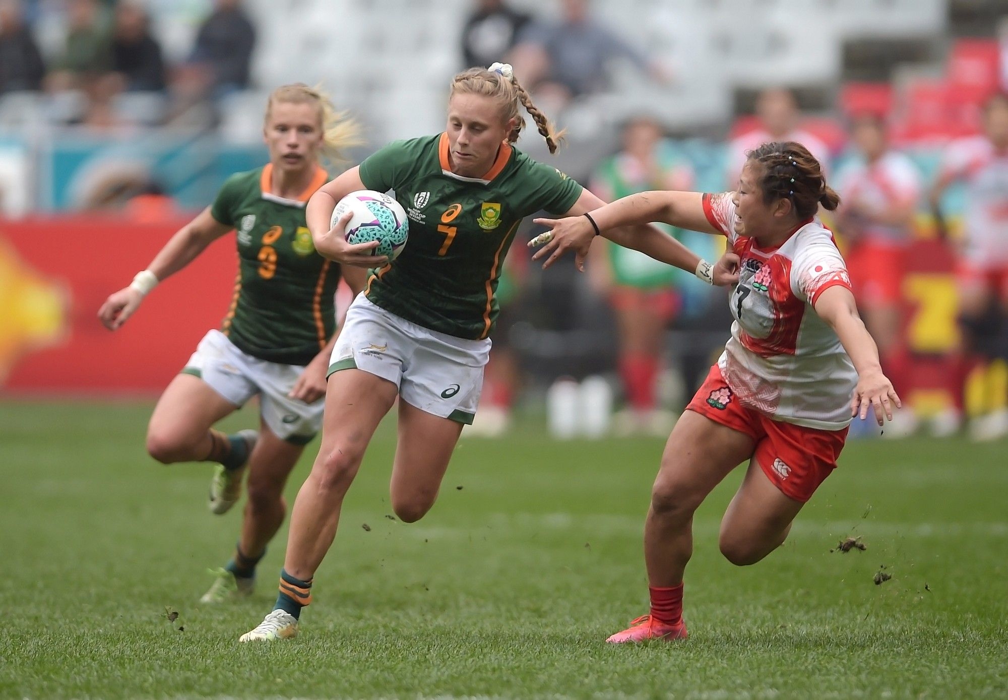 De Bruin praises experimental Bok Women's half-back pairing of Roos and Webb