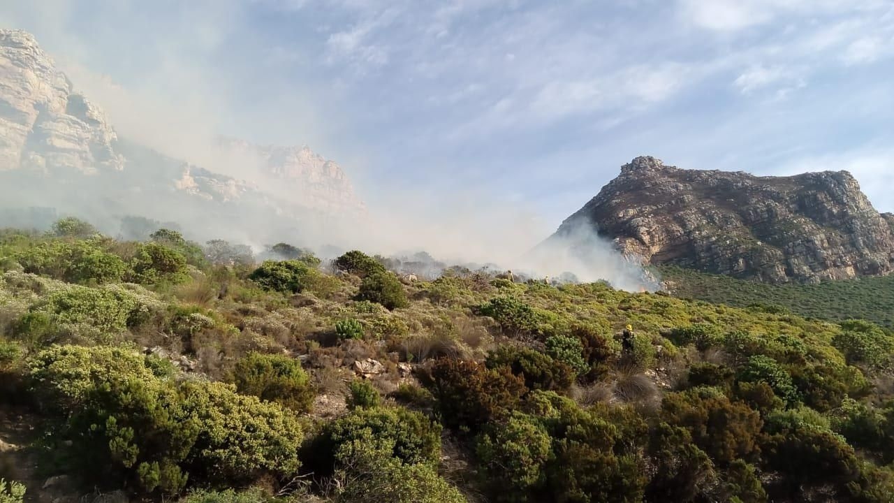 Firefighters tackle Boyes Drive fire