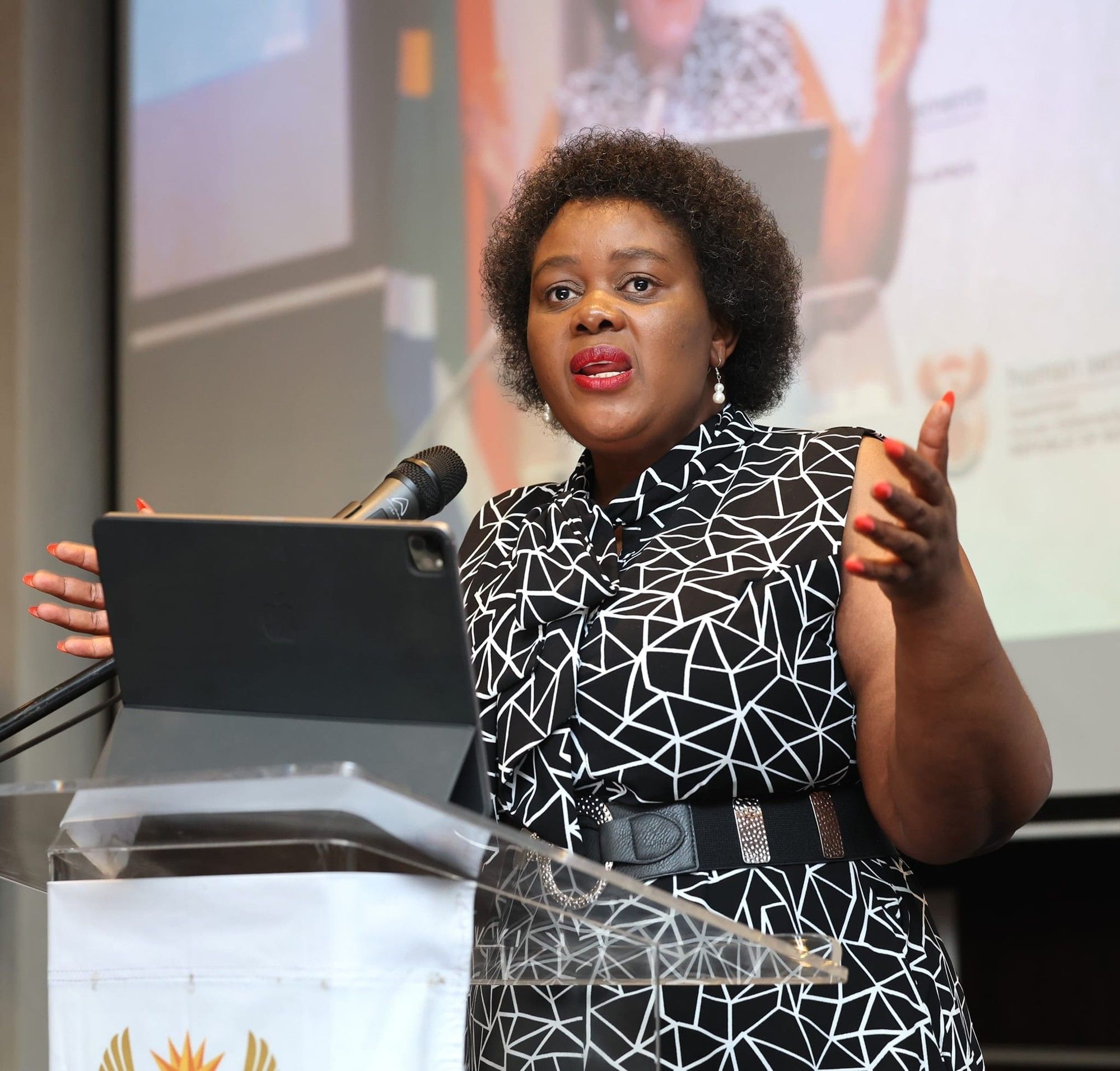 DA slams R100k taxpayer-funded legal bill for magistrate's protection