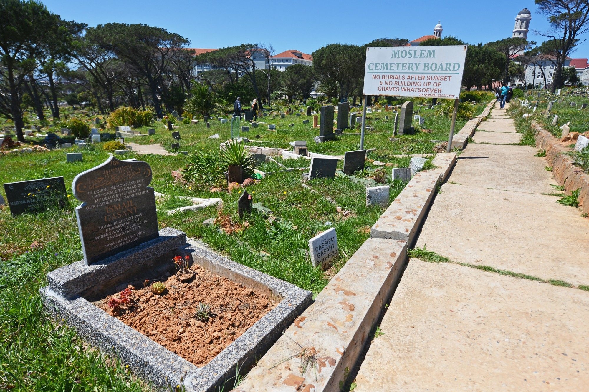 Mowbray Cemetery faces rising thefts, including katel incident
