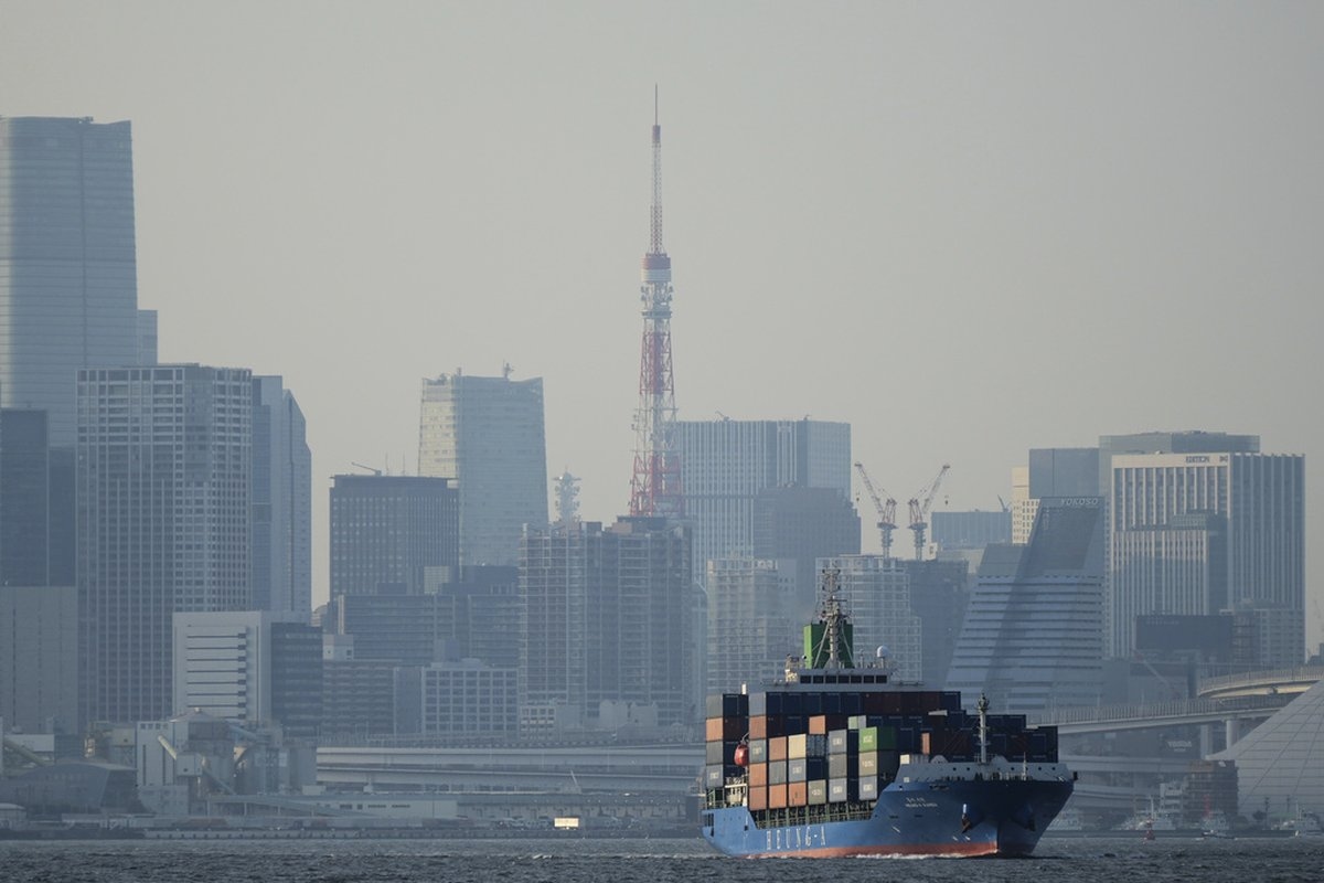 Trump to Put 25% Tariffs on Japan and South Korea, New Import Taxes on 12 Other Nations