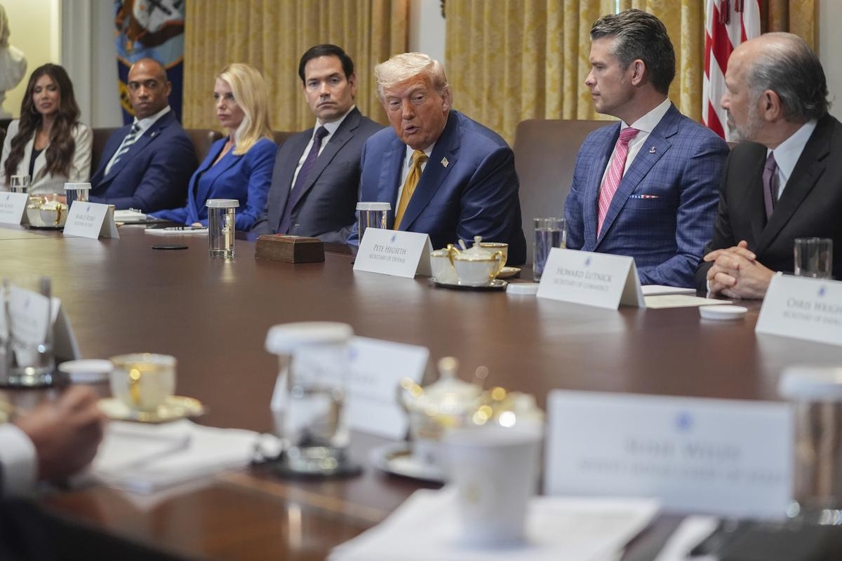 Trump Says He's ‘Not Happy' with Putin and Blames Him for ‘Killing a Lot of People' in Ukraine