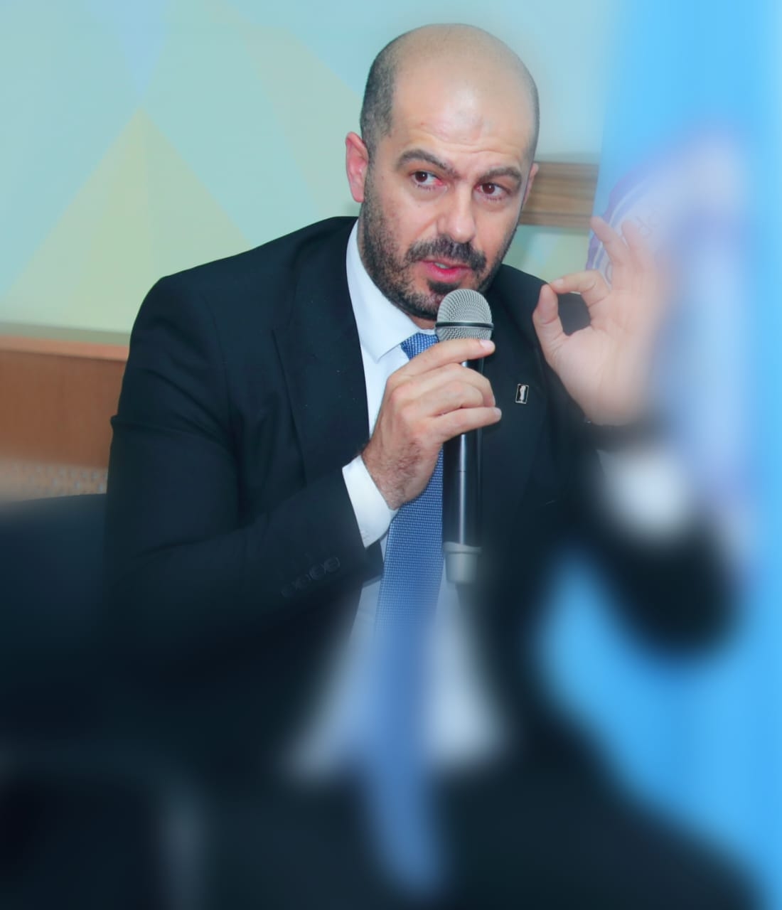 السياحة بين التكنولوجيا الرقمية والتسويق الدولي: تحديات وفرص لتعزيز البتراء ووادي رم في الأردن"