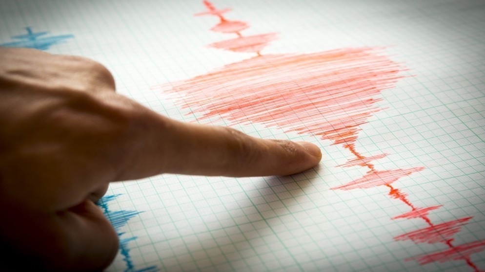 زلزال بقوة 6.7 درجات قبالة سواحل شرق إندونيسيا