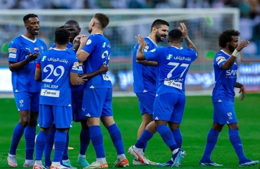 كواليس صادمة من داخل البيت الهلالي لحسم صفقة