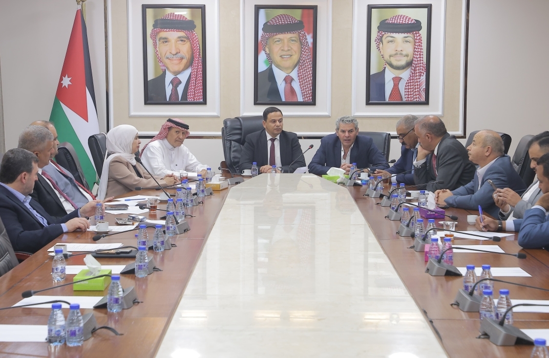 'عزم النيابية' تطلق مبادرة 'وادي السيليكا' لتحويل الأردن إلى مركز صناعي إقليمي وتقدّم توصيات شاملة لإصلاح إدارة النفايات