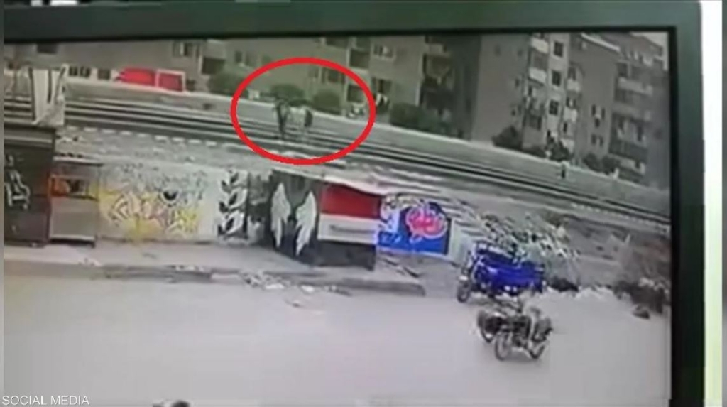 مصرع لاعب مصري شاب تحت عجلات قطار سريع