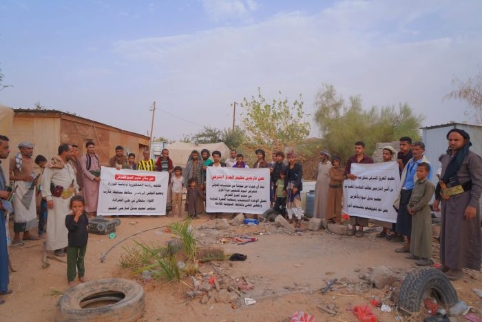 نازحو إب في مخيم العرق الشرقي بمأرب يطالبون بسرعة إنقاذهم من التهجير القسري