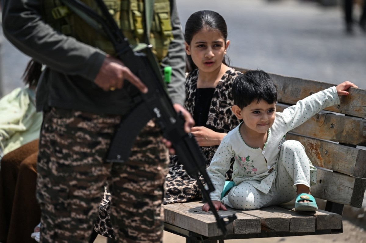 Indo-Pak gunfire triggers terror of past conflict