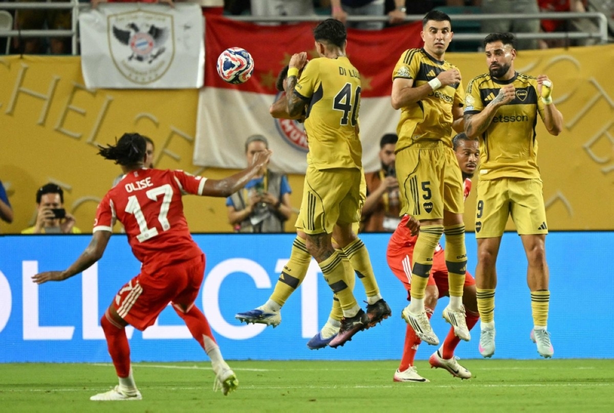 Bayern overcome battling Boca to book Club World Cup last 16