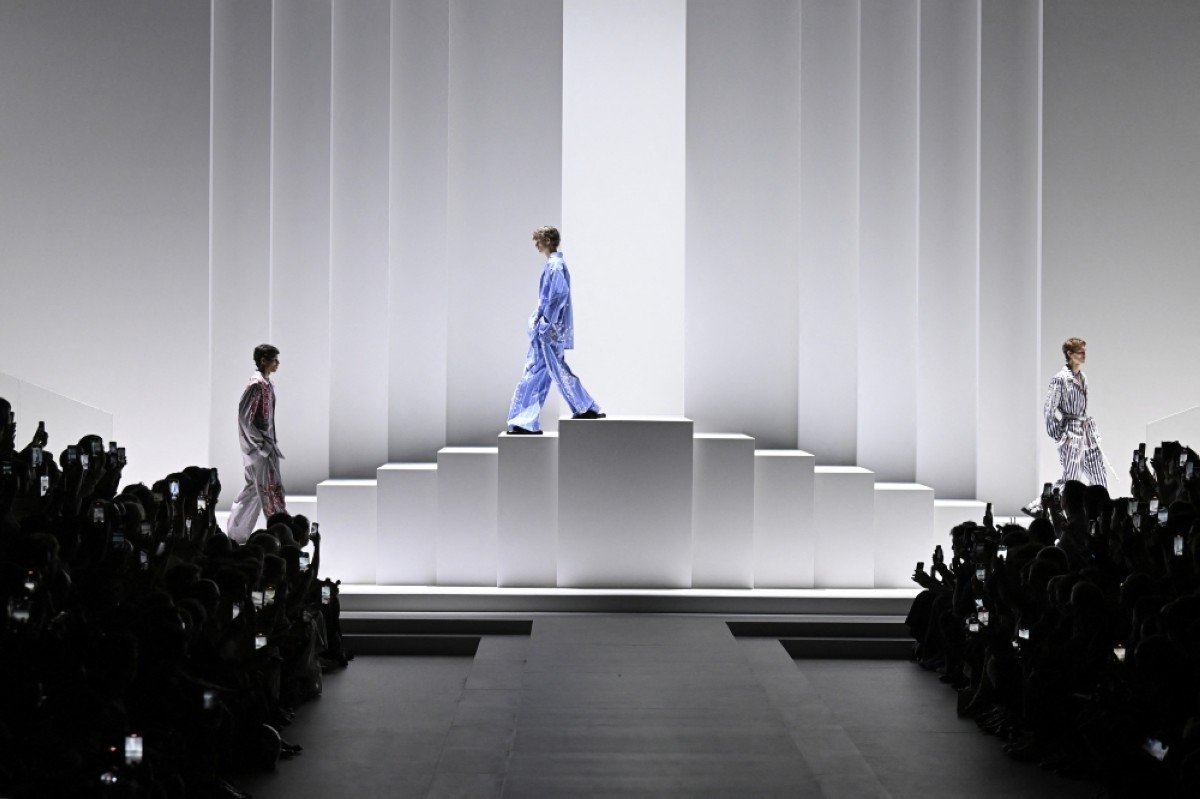 Dolce & Gabbana blur work and leisure with wrinkled ease at Milan Men's Fashion Week