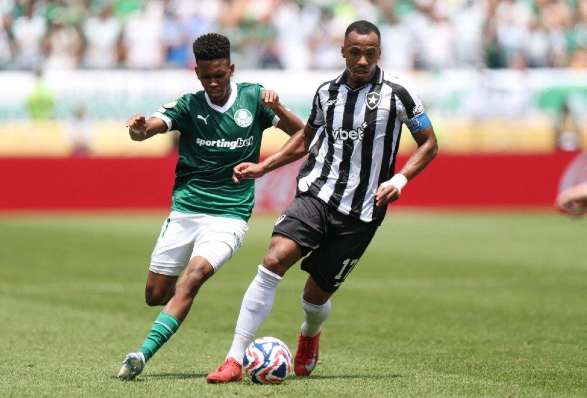 Paulinho's extra-time goal sends Palmeiras into Club World Cup quarters