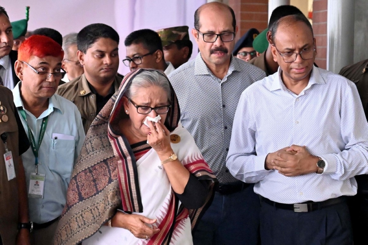 Bangladesh ex-PM denies crimes against humanity charges