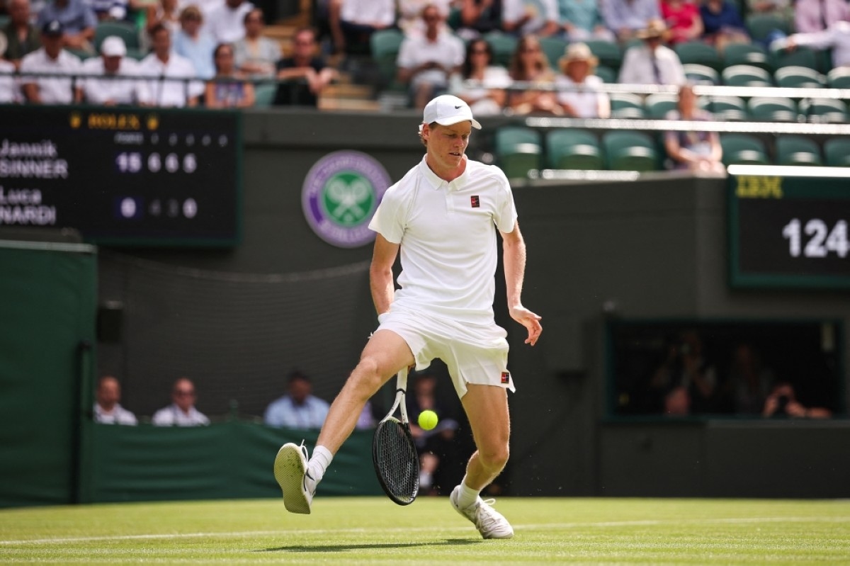 Krejcikova toughs it out in Wimbledon opener