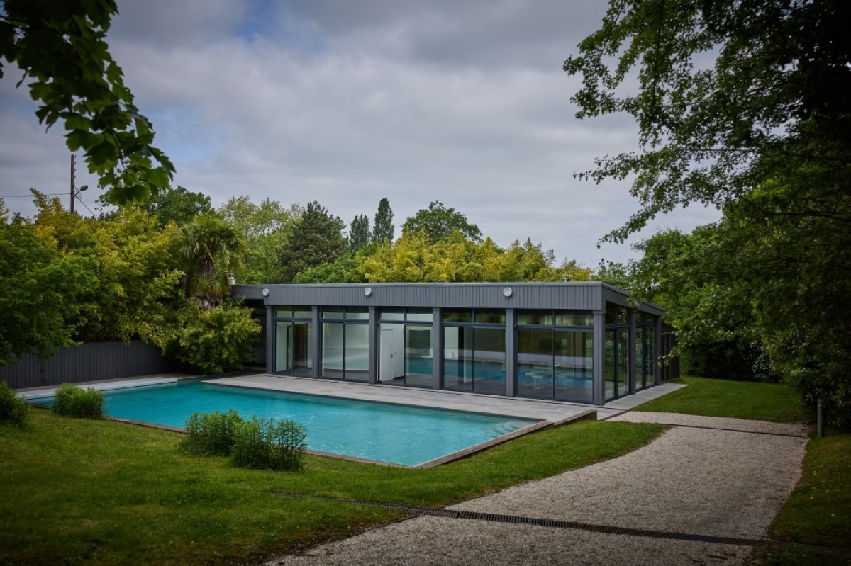 Late fashion icon Lagerfeld's villa sold for 4.7 million euros