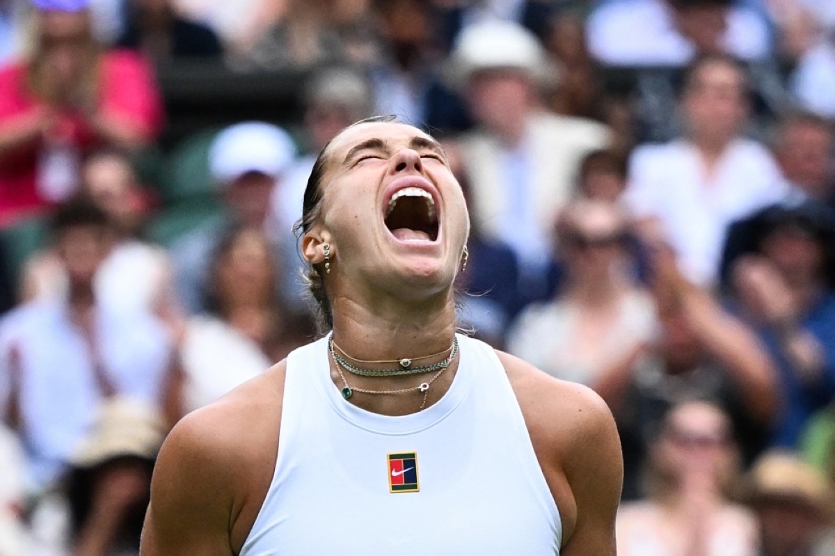 Sabalenka sees off Bouzkova to reach Wimbledon third round