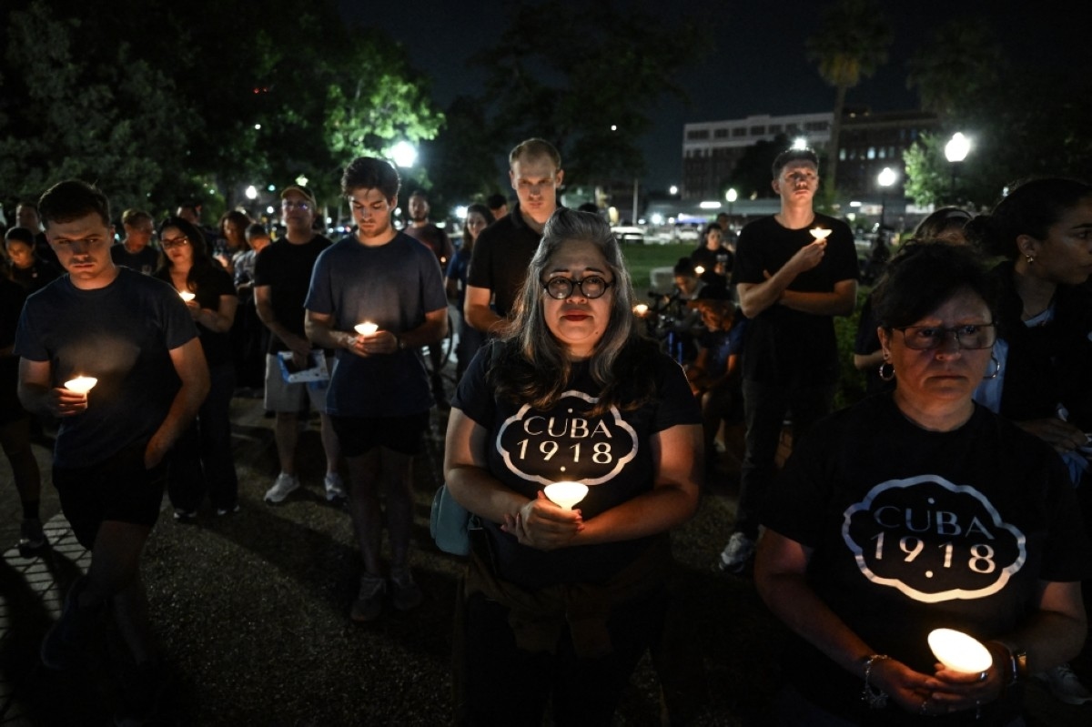 Texas flood toll passes 100 as search continues