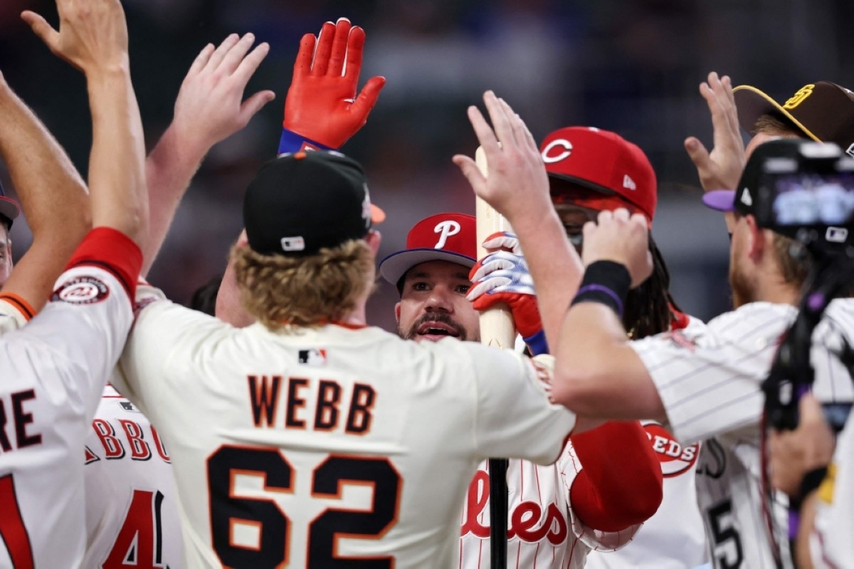 Schwarber's homer hat-trick lifts NL over AL in MLB All-Star Game