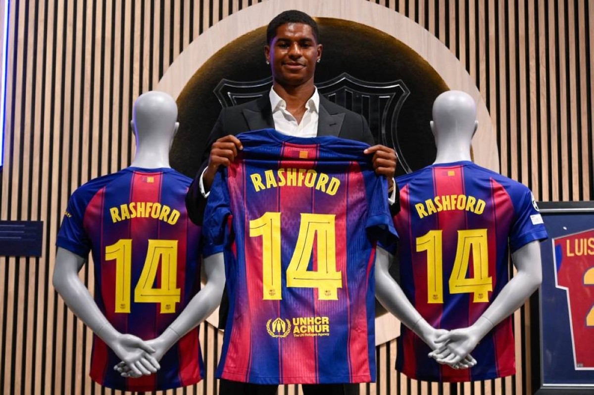 England forward Rashford joins Barca on loan from Man United