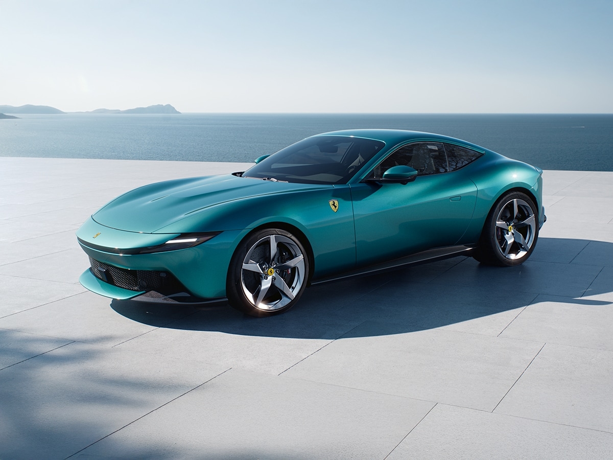 2026 Ferrari Amalfi is a Twin-Turbo V8 with Real Buttons!