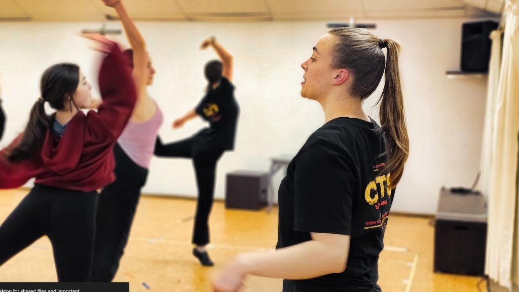 140 Christchurch Kids Shine In National Youth Theatre's Historic CATS Premiere
