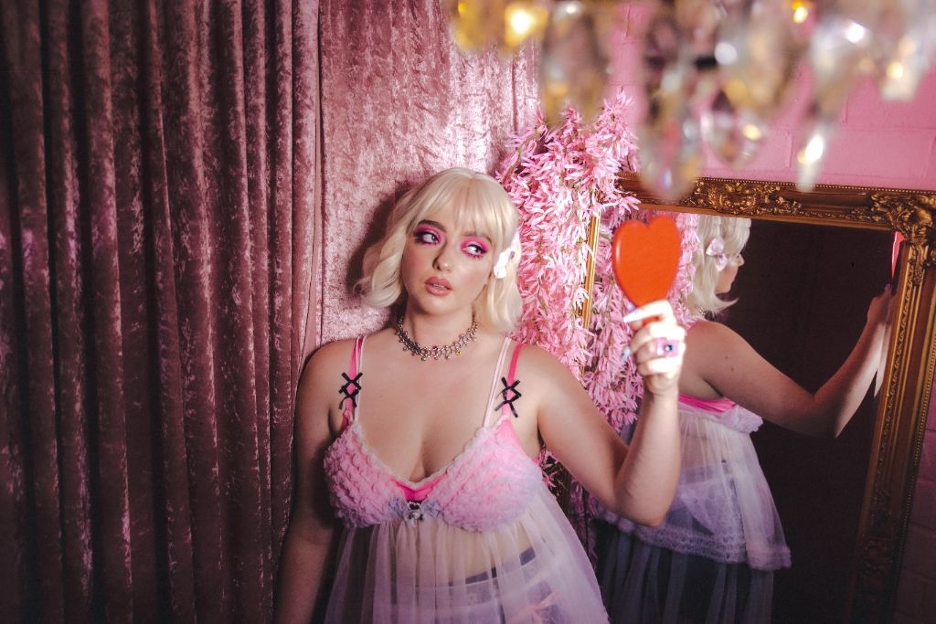 merci, Mercy Drops New Single 'Hold On You'