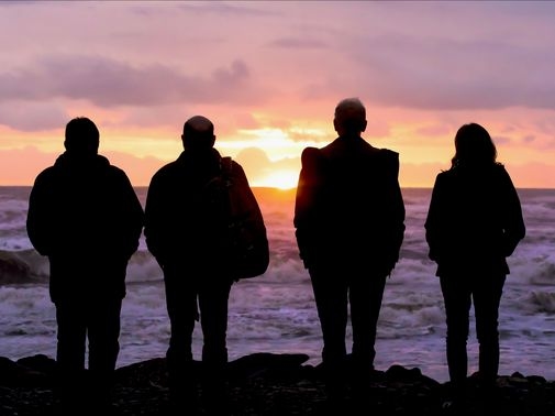 The Bats Announce New Album Corner Coming Up Plus New Single/Video'Lucky Day'