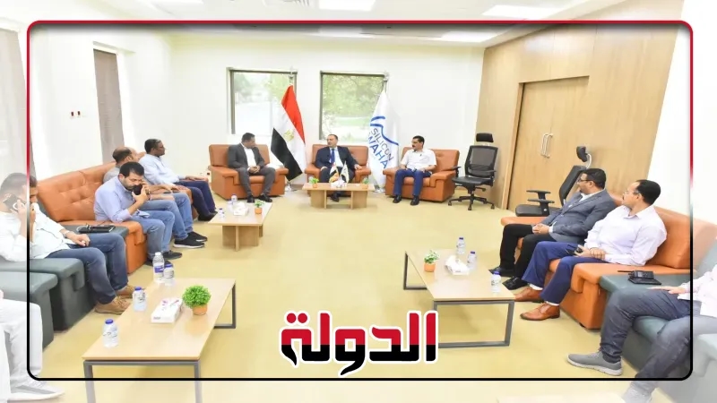 محافظ أسيوط يتفقد المنطقة التكنولوجية وواحة سيليكون