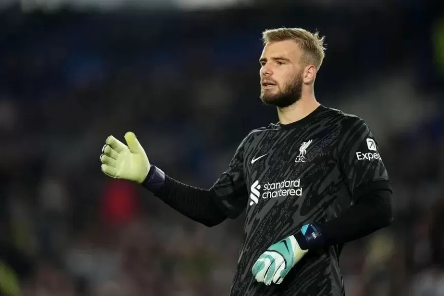 ليفربول يعير حارسه جاروس إلى أياكس لمدة موسم بعد تجديد عقده