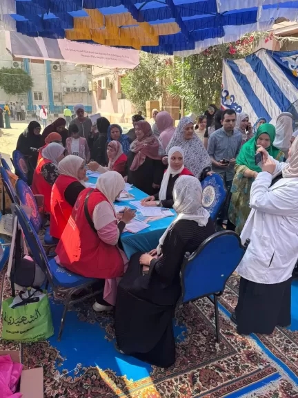 «الصحة» تقدم التوعية بأهمية الكشف المبكر عن الأورام لـ189 ألفاً و338 مواطنا