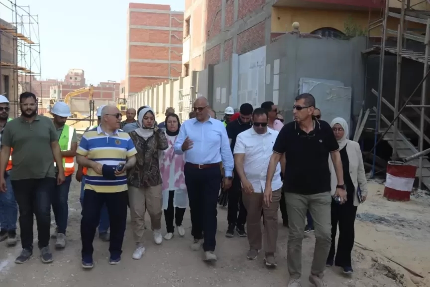 لدفع الأعمال وتذليل المعوقات.. محافظ القليوبية يستقبل مساعد وزير الصحة لتفقد مستشفى شبين القناطر المركزي