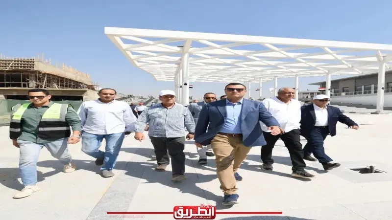 عقب اجتماعه مع الشركات المنفذة: وزير الإسكان يتفقد المنطقة الاستثمارية ومشروع الأرينا بحدائق 'تلال الفسطاط'