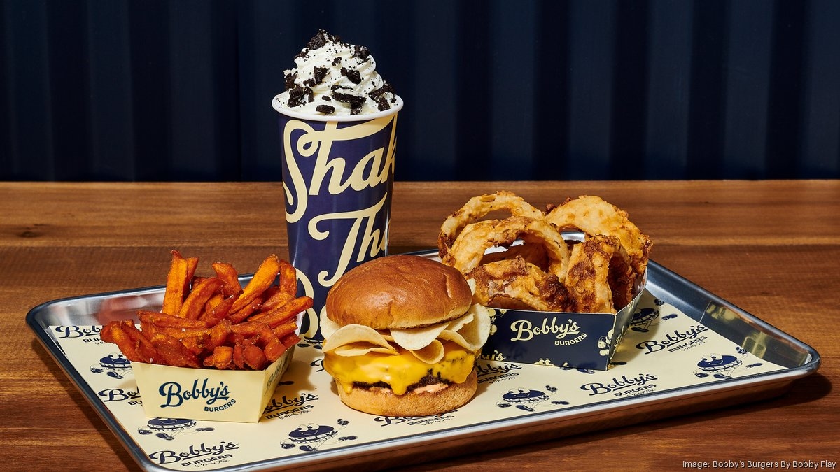 Bobby Flay's burger chain to expand in Phoenix area with new franchise deal